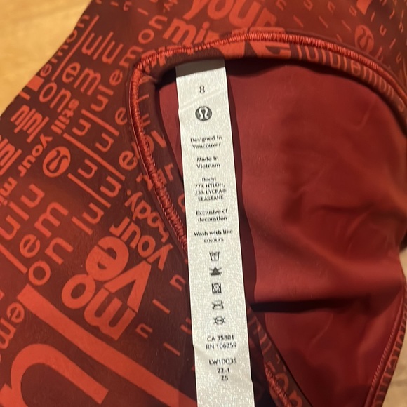 Lululemon Power Pivot Everlux Tank Top *Motif
Lululemon Ombre Red Multi - Picture 6 of 12